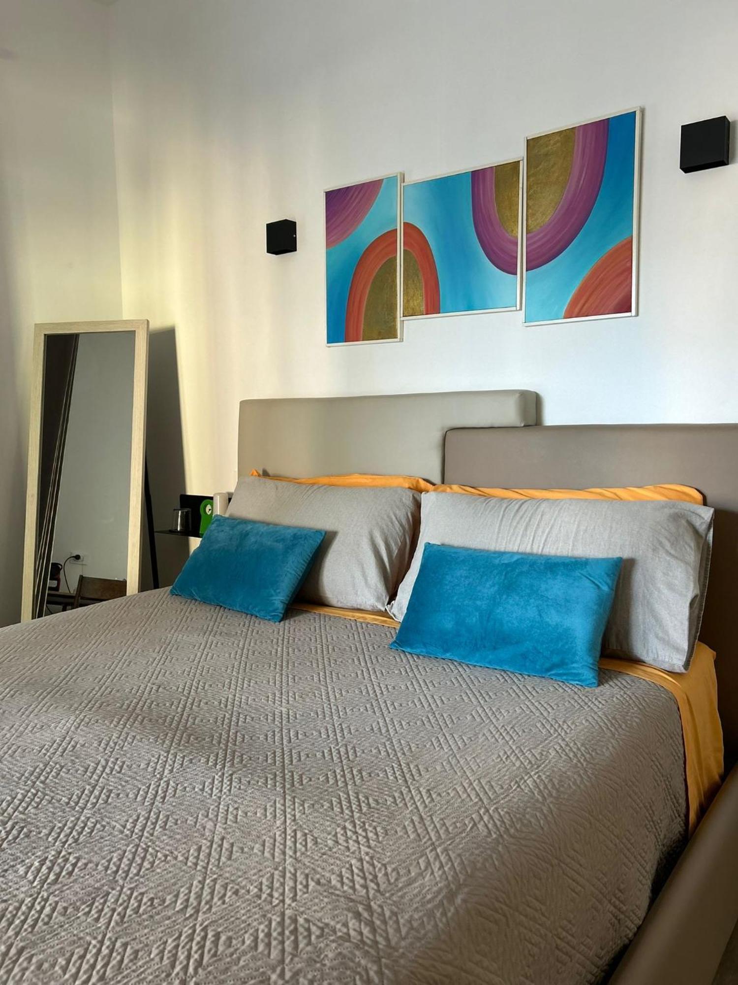 Zeta Rooms Caserta Bagian luar foto